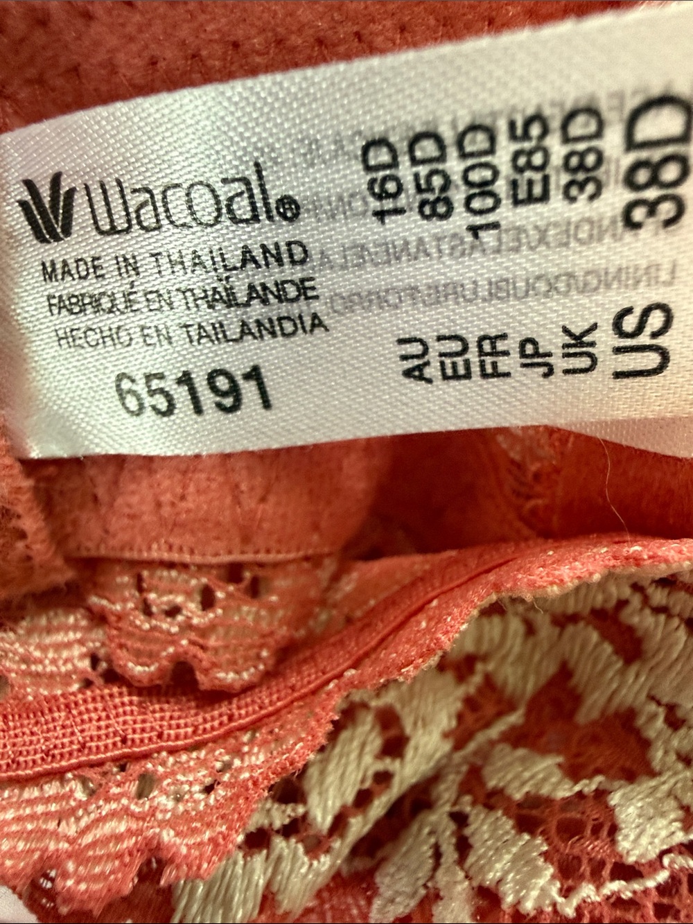Wacoal Coral Lace Underwire Bra with Ivory Floral Embroidery - Picture 2 of 2
